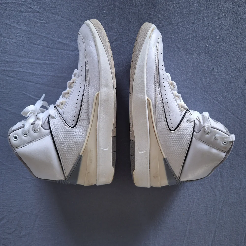 Nike Boys White and Gray High-Top Sneakers